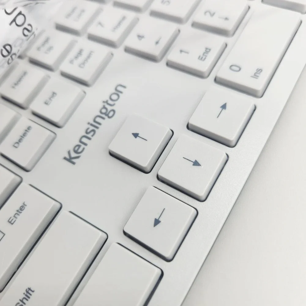 Kensington Pro Fit Ergo Wireless Keyboard Mouse Combo‎ Grey Split Wrist Support